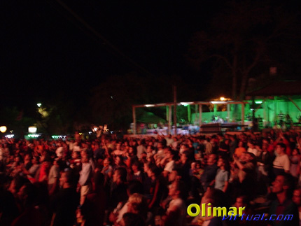 festival_30.jpg